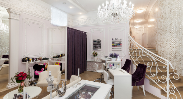 ТОП-5 лучших салонов красоты премиум-класса в Mинске - A La Lounge - MyTOP